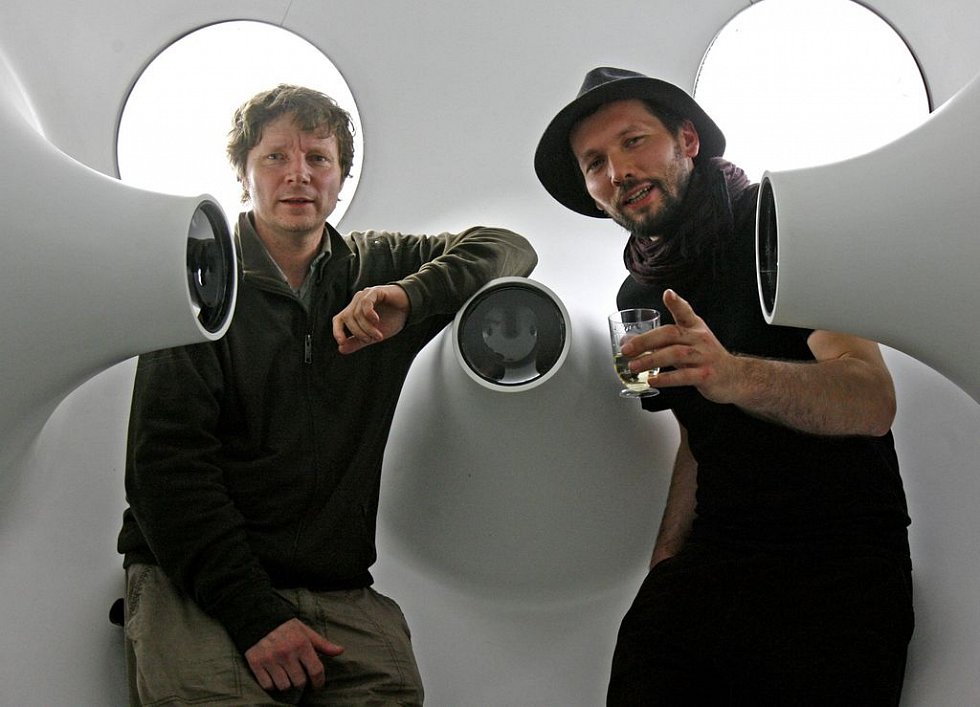 Petr Nikl & Ondřej Smeykal – Líheň